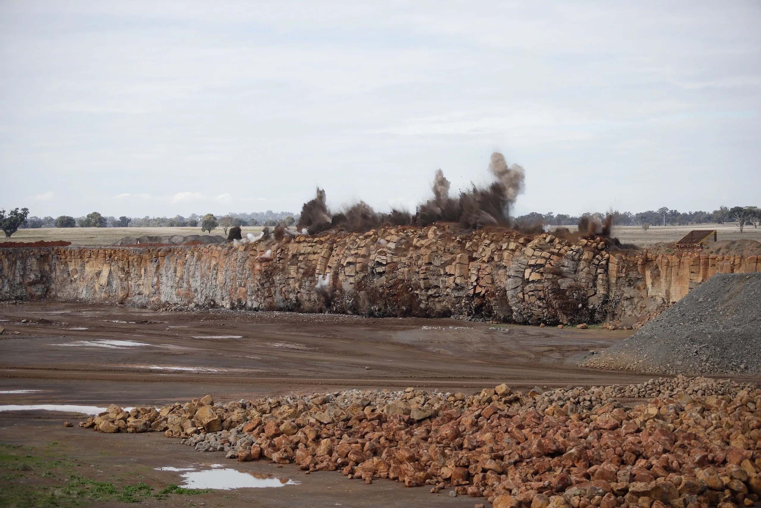 台阶爆破设计平台
